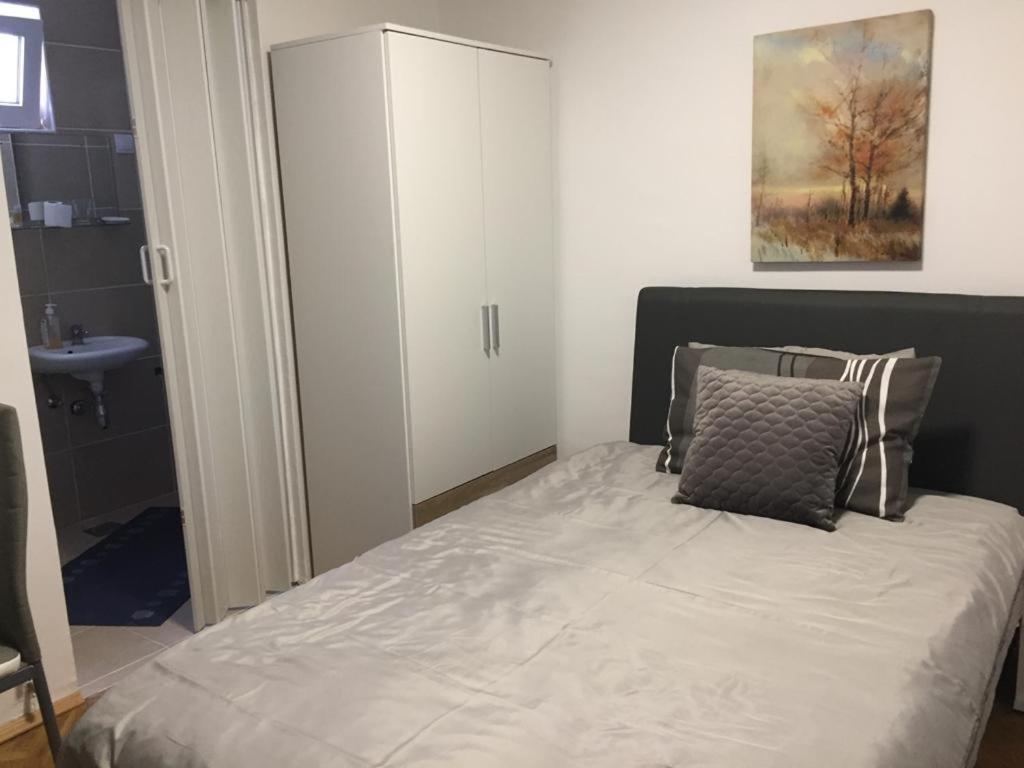 אוסילק Apartmani Anton מראה חיצוני תמונה